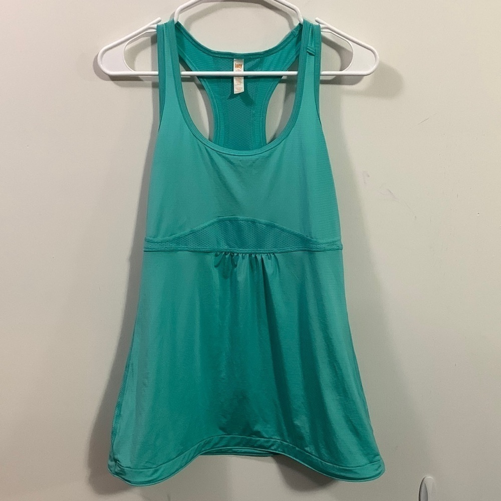 Lucy Racer back, synch bottom tank athletic top, Size Medium, good condition